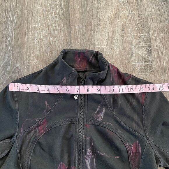 Lululemon Forme Jacket *Cuffins in Midnight Iris Multi - Picture 10 of 14